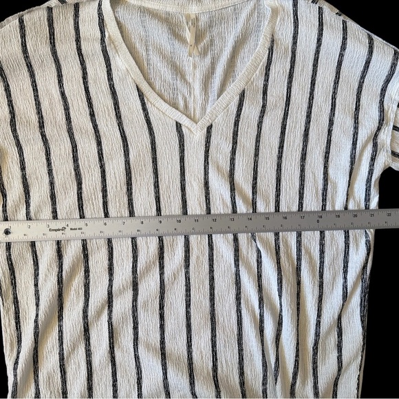 Anthropologie Textured Striped V-Neck Long Sleeve Top XL White Black - Picture 7 of 7